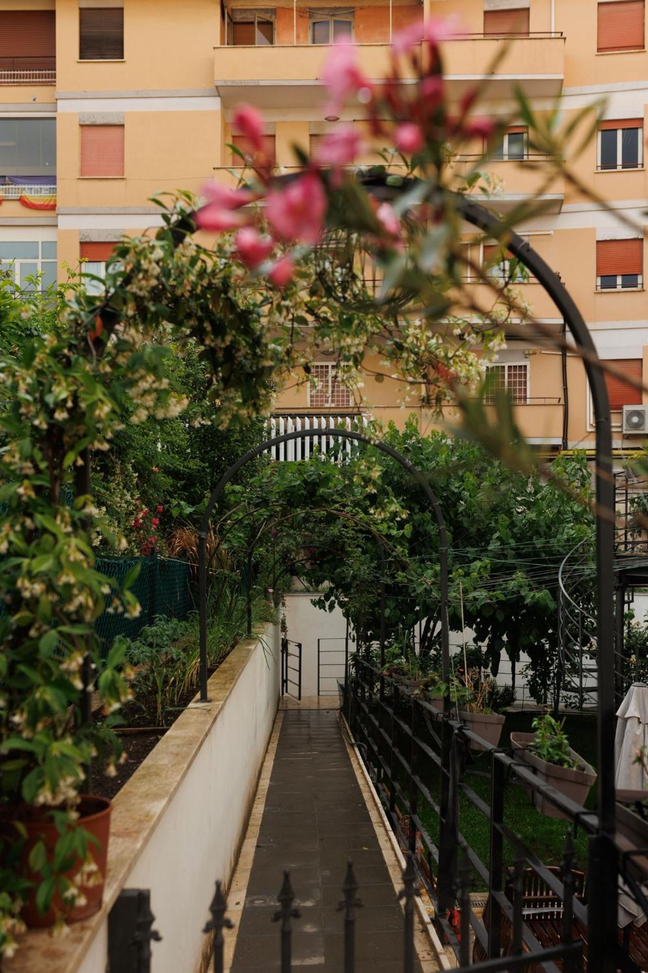 Casa Caudi Hotel Rome Exterior photo